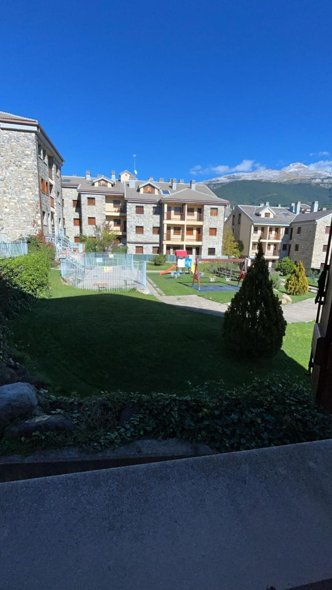 Apartamento El Roble Villanúa Exterior foto
